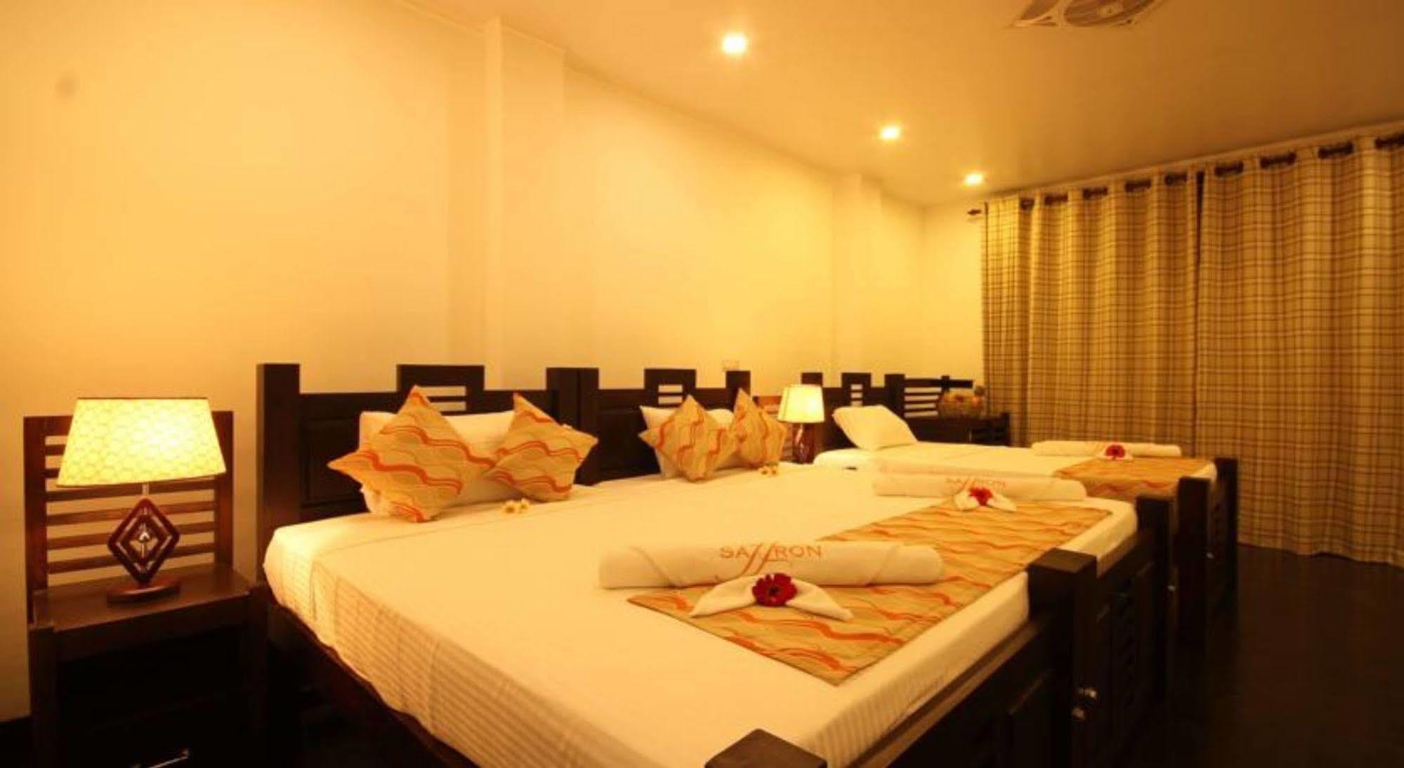 Saffron Hotel อูนาวาตูนา ภายนอก รูปภาพ